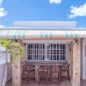 Apartamento Penthouse Con Jacuzzi La Cueva De Los 3 Ojos