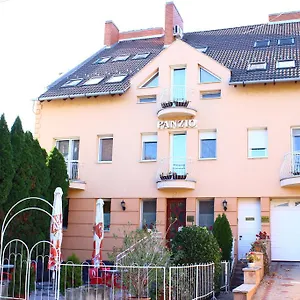 https://kalman-panzio.szeged-hotels.com